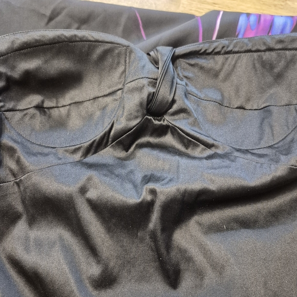 bebe Denora Bloom Silk Iris Tie Halter Silk Dress NWT - Picture 12 of 14